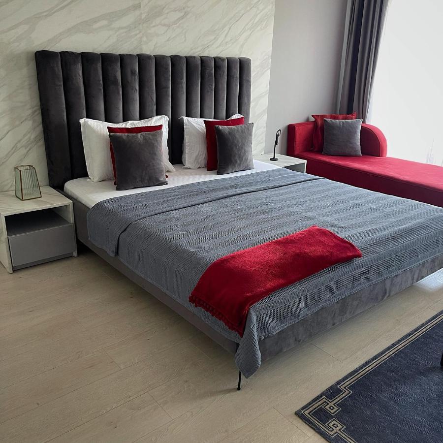 Downtown Apartments Pristina Buitenkant foto