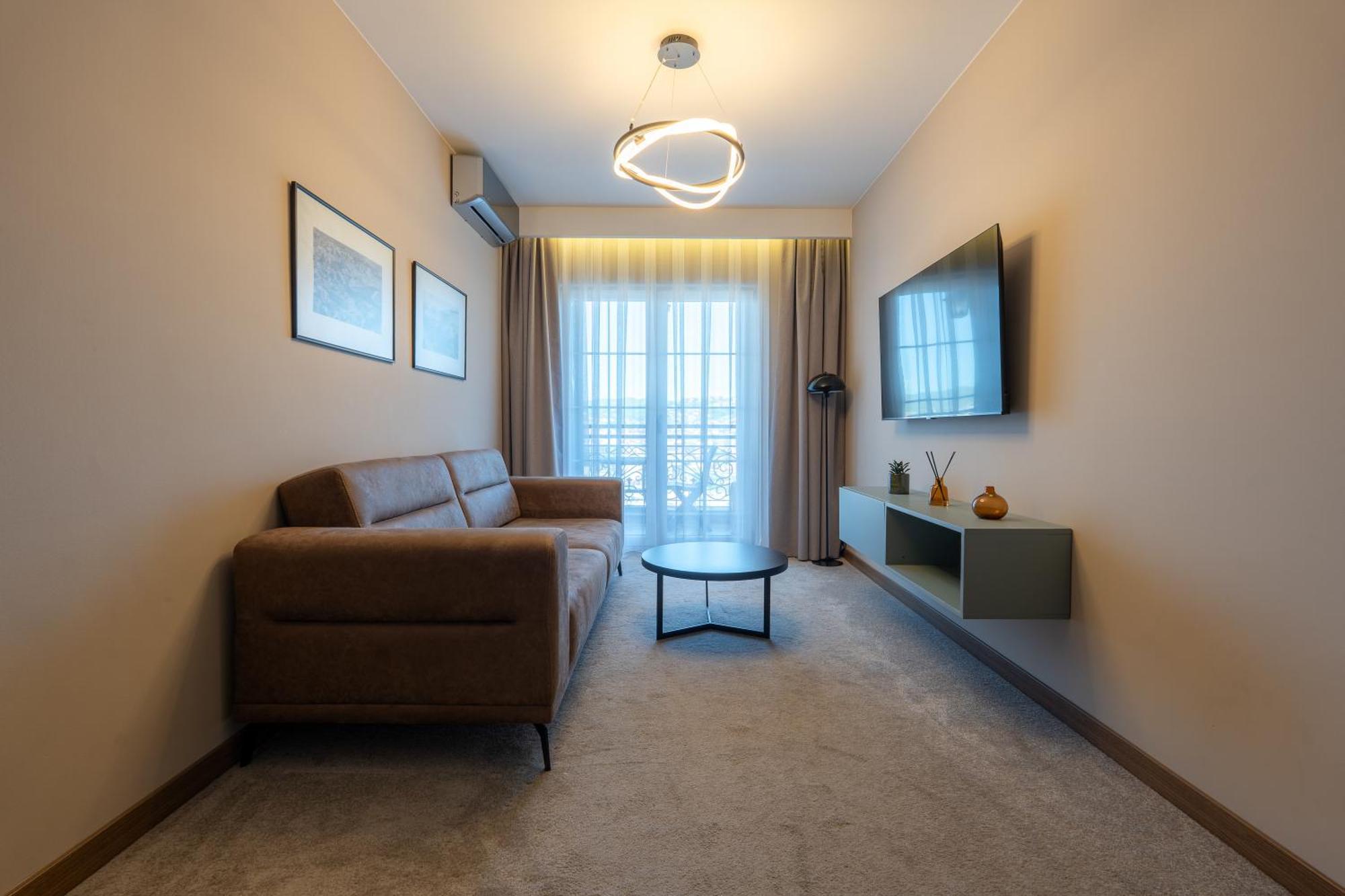 Downtown Apartments Pristina Buitenkant foto